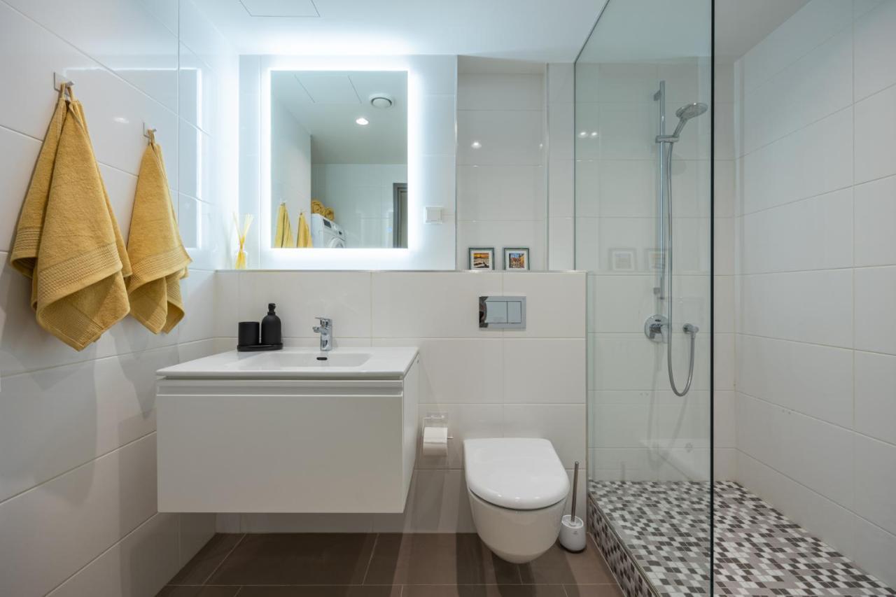 Rotermanni Apartment#Top Location#Spacious#Free Parking ทาลลินน์ ภายนอก รูปภาพ